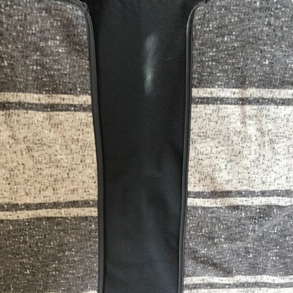 Ike Behar reversible fleece wrap in shades of gray.  One size fits most - Picture 8 of 9